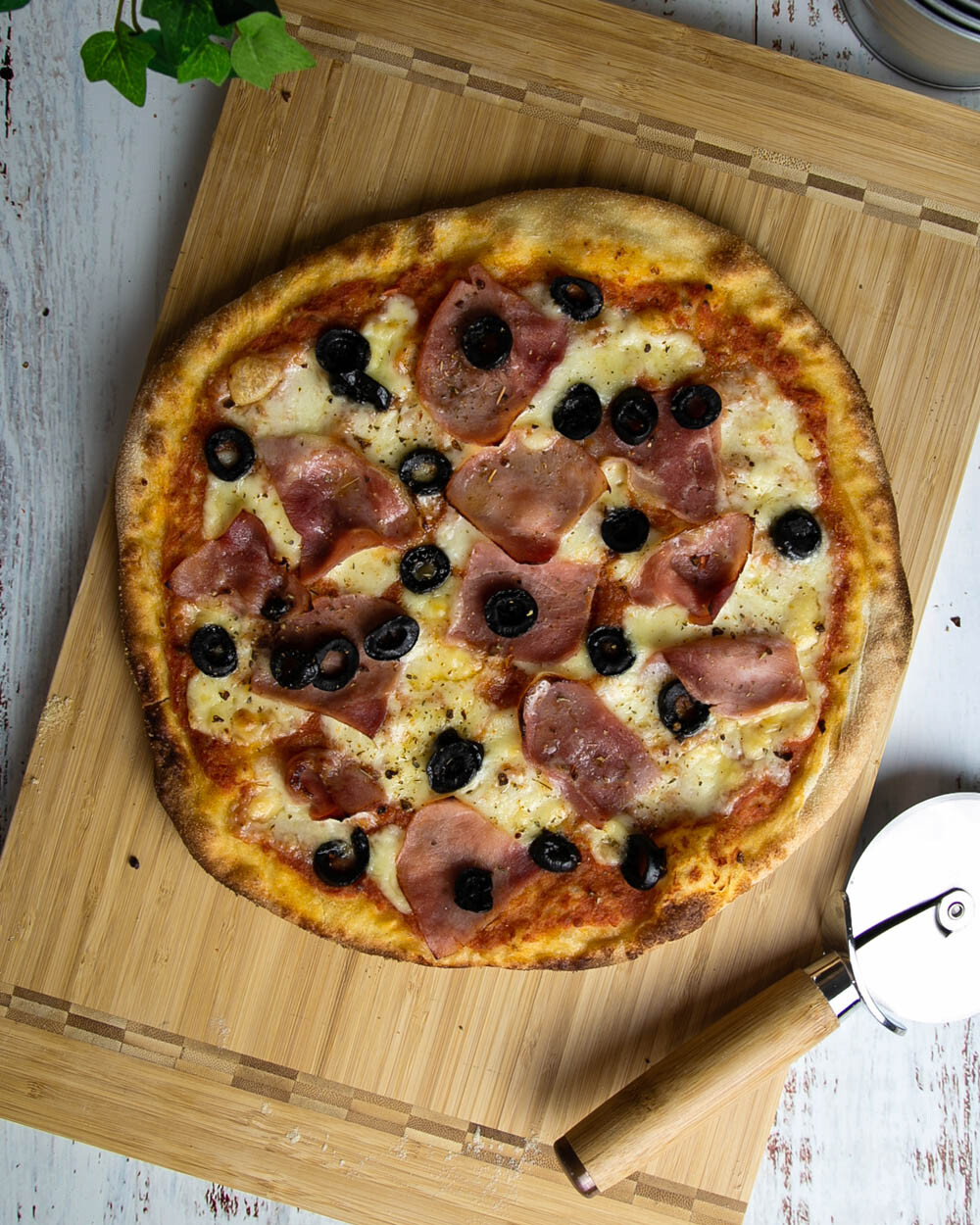 11 Secrets to the Perfect Pizza at Home